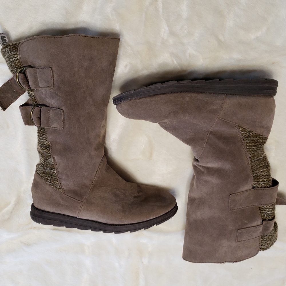 MUK LUKS | SWEATER KNIT SUEDE LEATHER BOOT -SIZE 8